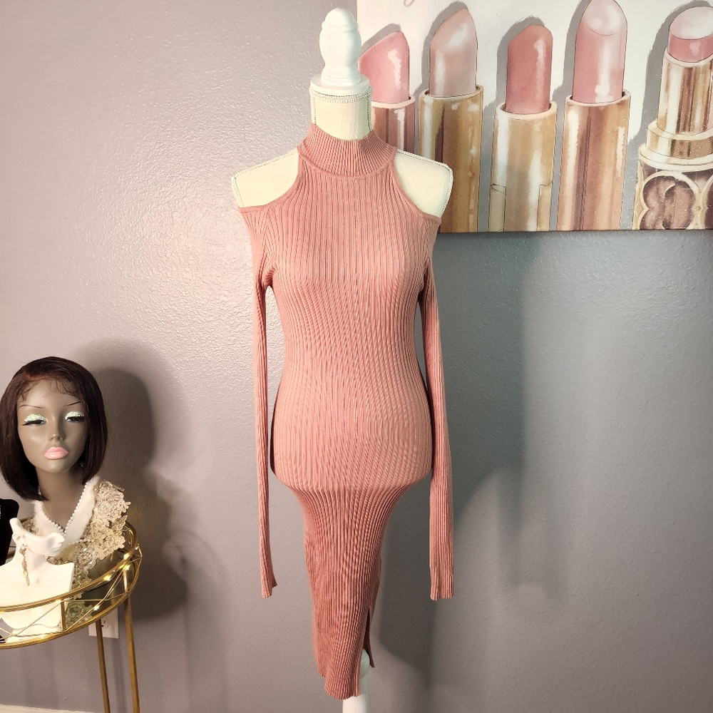 Love by chelsey, M, Rose, mid dress